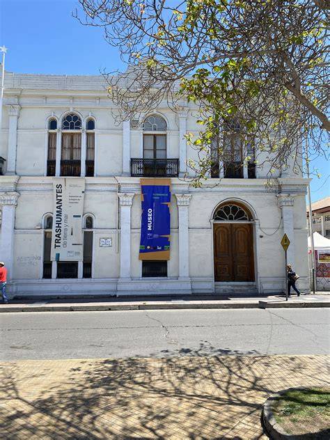 Fachada histórica del Museo Gabriel González Videla