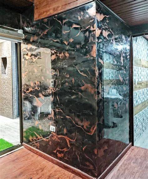 Aplicación de estuco veneciano en pared