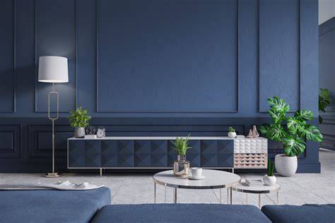 pared azul eléctrico mate en salón elegante