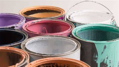 Tarros de pintura de poliuretano