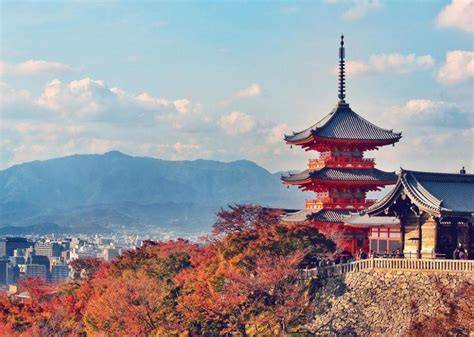 Kiyomizu-dera y Kiyomizu Butai en Kioto