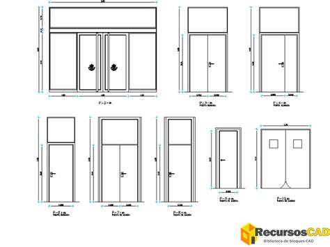 Puerta arquitectónica en elevación acotada